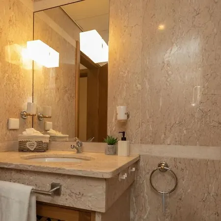 Monumental Miramar By Rent-a-key Апартаменты *