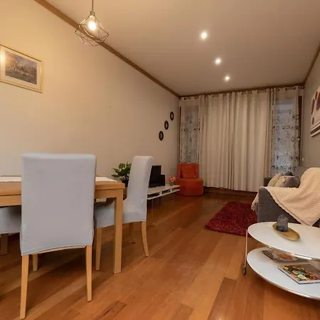 Monumental Miramar Apartment *
