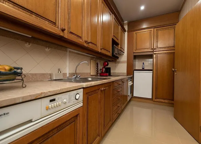 Monumental Miramar By Rent-a-key * Funchal (Madeira)